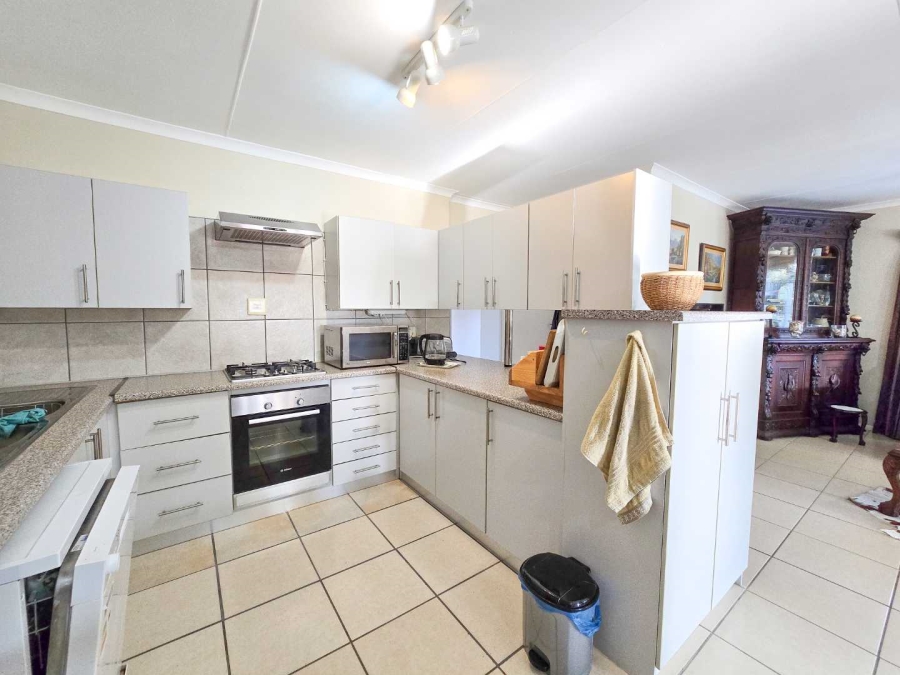 4 Bedroom Property for Sale in Stilbaai Wes Western Cape